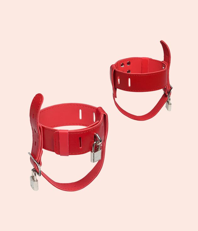 Locking wrist cuffs